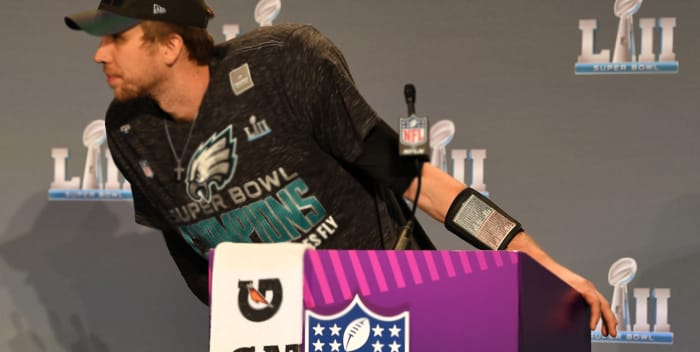 mmqb-nick-foles-wristband.jpg